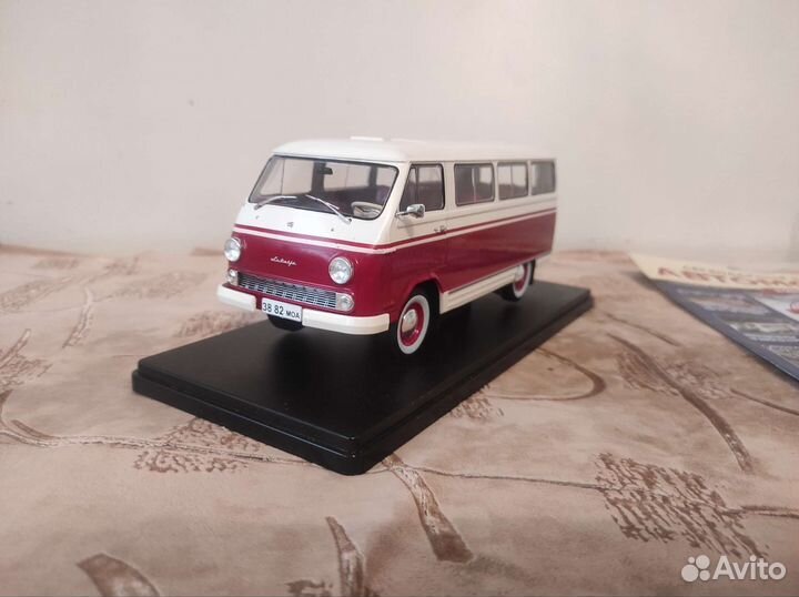 Модель автомобиля СССР раф 977 
