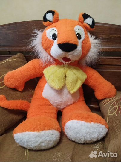 Большая мягкая игрушка. Тигренок