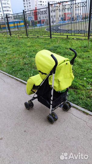 Коляска прогулочная