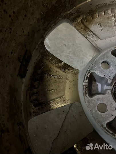 Hankook Winter I'Pike 215/60 R16