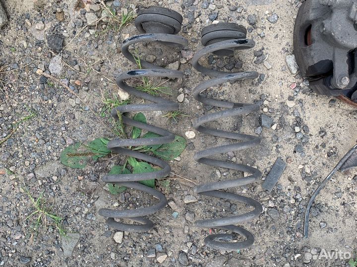 Пружина задняя Skoda Rapid 1.6