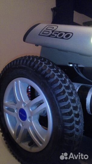 Кресло-коляска с электроприводом Otto Bock В500