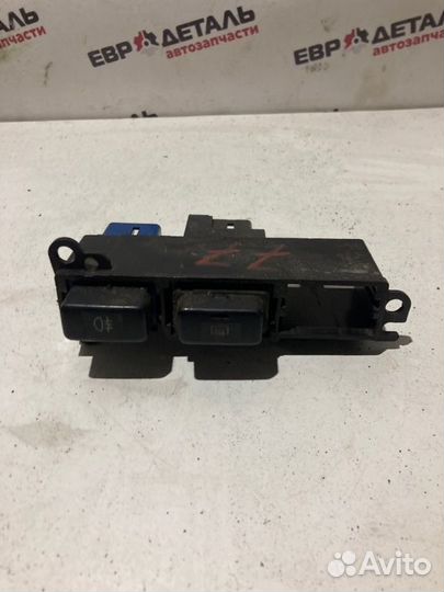 Кнопка птф Toyota Carina E лифтбэк 1 1993