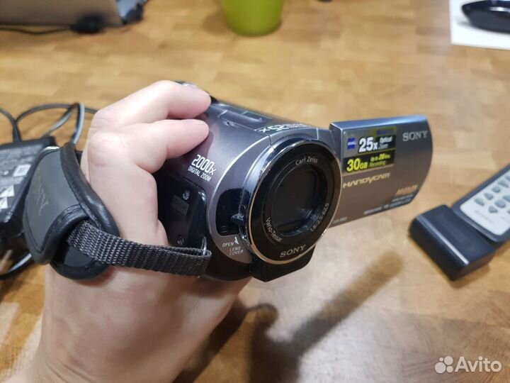 Видеокамера sony handycam dsr-sr62