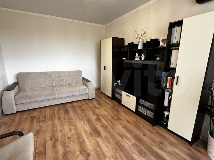 2-к. квартира, 56 м², 8/22 эт.