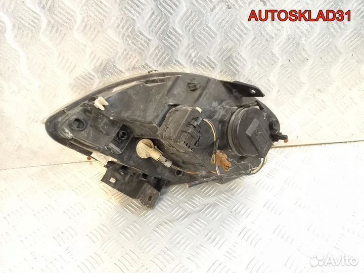 Фара правая Renault Kangoo 2003-2008 8200150617