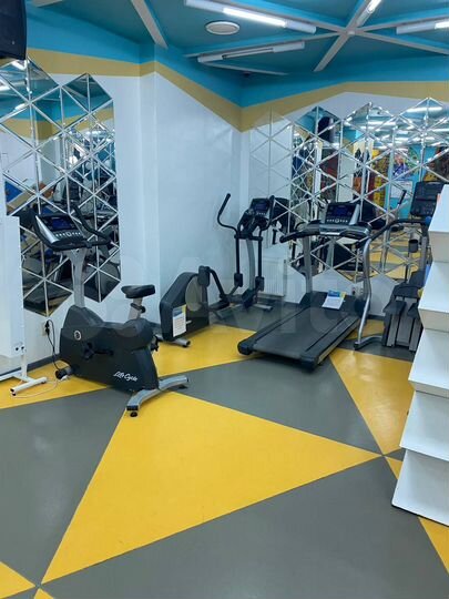 Свободного назначения, 348.9 м²