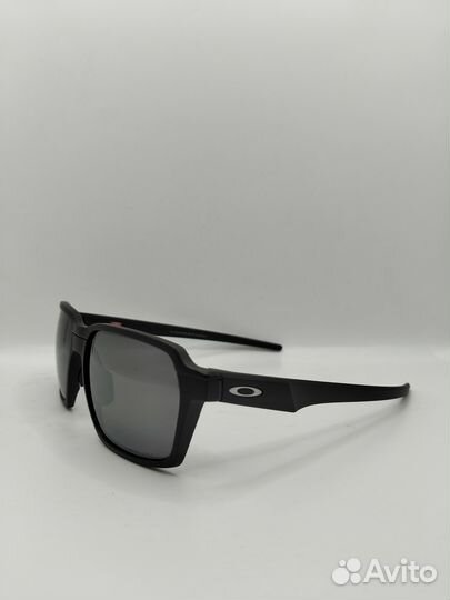 Очки солнцезащитные oakley, модель Parlay 0OO4143