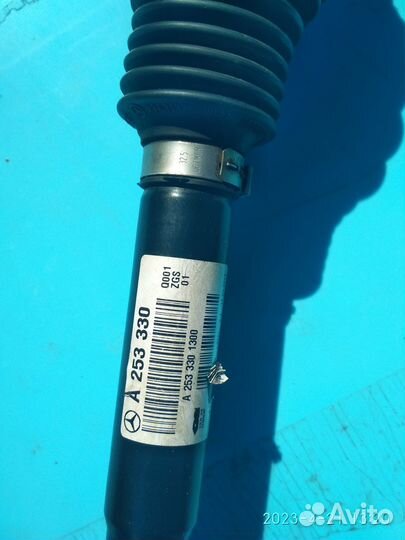 Вал приводной передний правый Mercedes-Benz