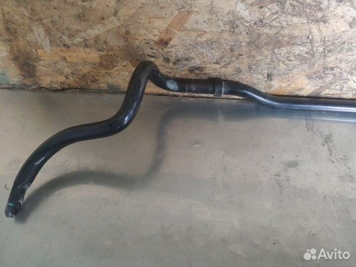 Стабилизатор поперечной устойчивости передний