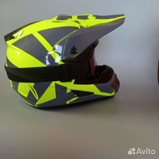 Шлем для мотокроса + очки + перчатки