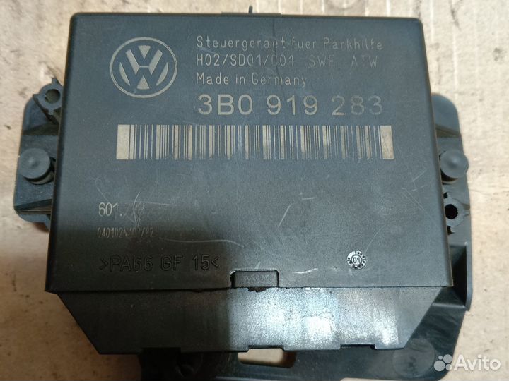 Блок управления парктрониками VW PassatB5+