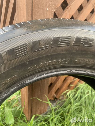 Bridgestone Dueler H/T 687 225/65 R17