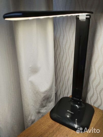 Светодиодная настольная лампа Feron