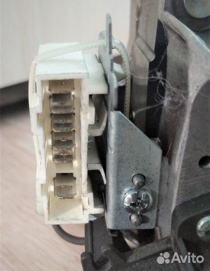 Мотор двигатель стир. Welling нхgp2I.18 - 32008852