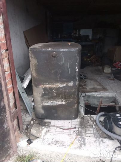 Топливный бак алюминиевый на 400литров с volvo