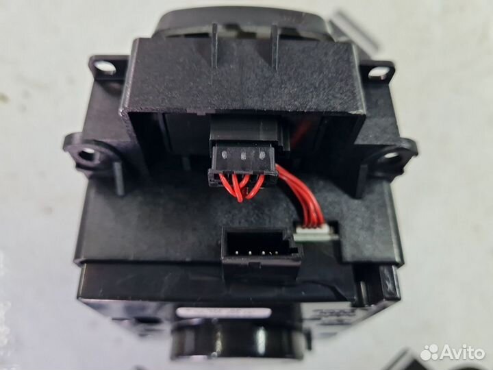 Блок управления CCC Bmw E63 N52B30AF 2006