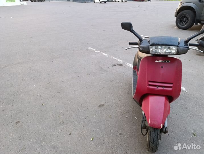 Скутер Honda lead 50