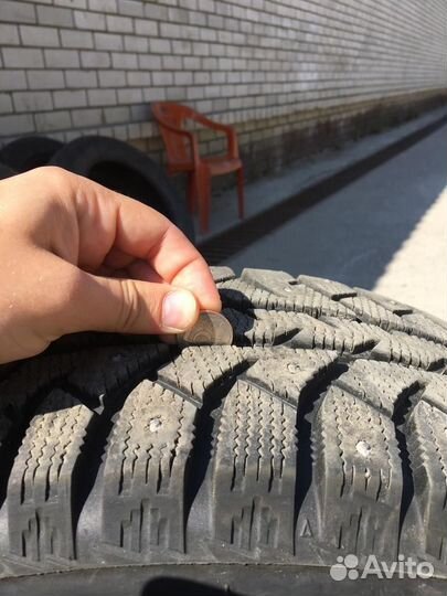 Bridgestone Ice Cruiser 7000S 225/65 R17 102T