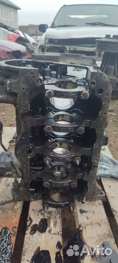 Форд Скорпион 2.0 dohc блок