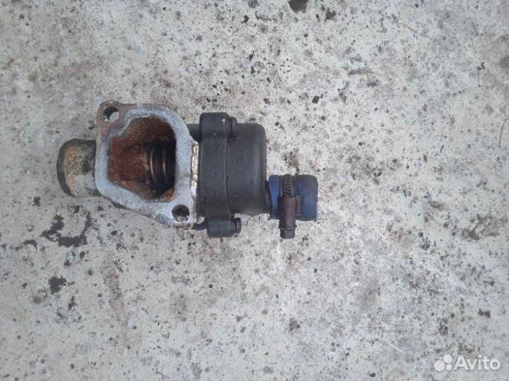 Корпус термостата Лада 2112