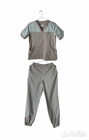 Медицинский костюм женский