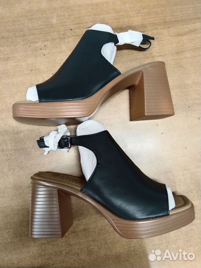 Босоножки Baden 40 размер натуральная кожа