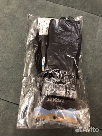 Перчатки новые Termit, softshell обхват-14 на 7-8л