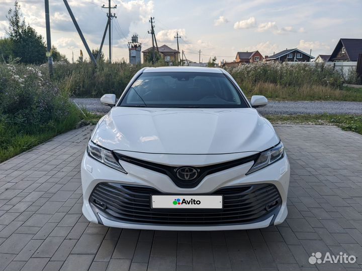 Toyota Camry 2.5 AT, 2019, 86 629 км