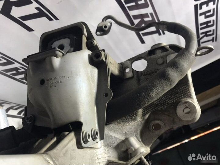 Подрамник Audi A4 B8