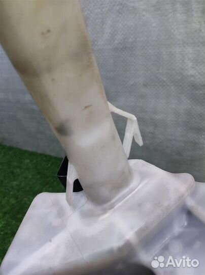 Бачок омывателя Lexus GS300 (S160) 2001