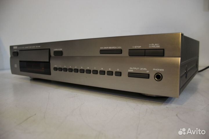 Yamaha CDX-480 CD-Плеер France