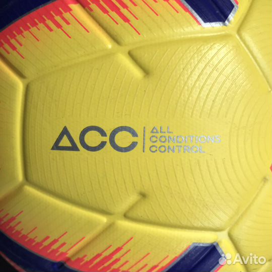 Профессиональный футбольный мяч Nike Merlin RPL