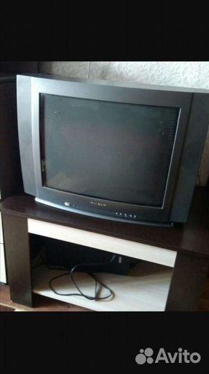Телевизор на запчасти