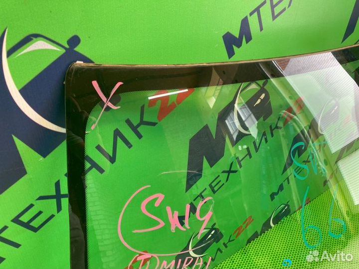 Стекло лобовое Bmw X5 E70 N57D30A 2012