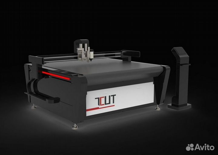 Планшетный режущий плоттер T-CUT DC 1612