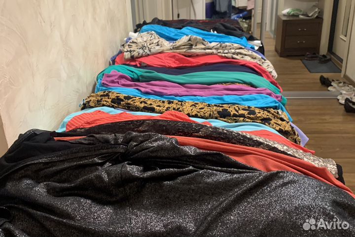 Женские вещи юбки кофты блузы майки платья шорты