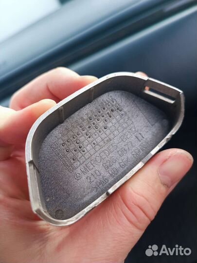 Крышка форсунки омывателя фар Mercedes w210