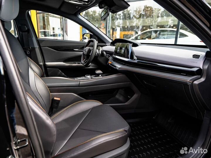 Changan UNI-V 1.5 AMT, 2023