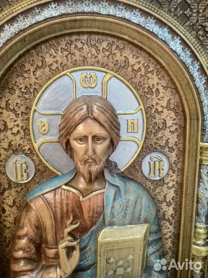 Резная икона Господь Вседержитель