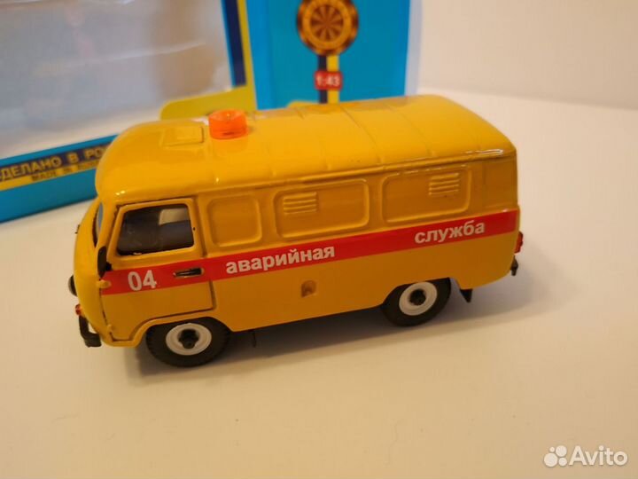 УАЗ 3741 аварийная служба 1/43