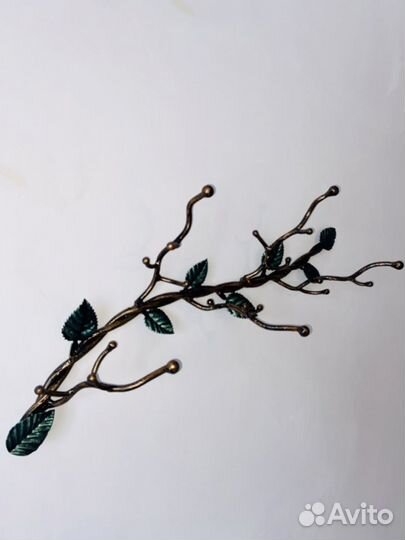 Вешалка в прихожую