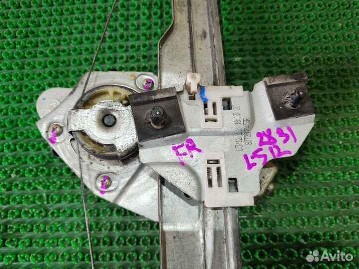 Стеклоподъемник передний правый Лада Largus