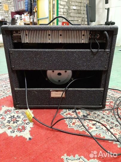 Гитарный комбик