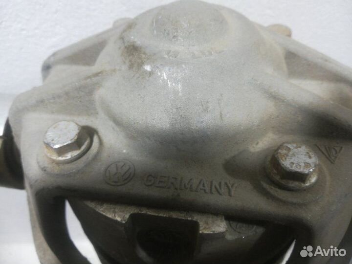 Амортизатор задний задний правый Volkswagen