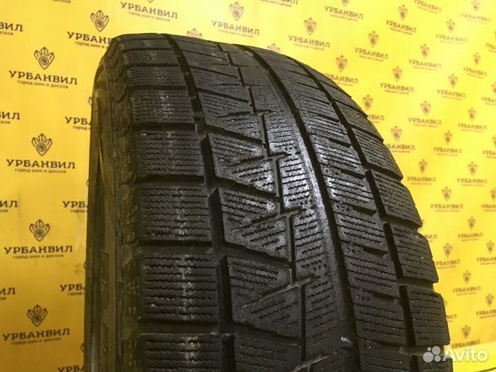 Bridgestone Blizzak Revo GZ 215/55 R16 93S