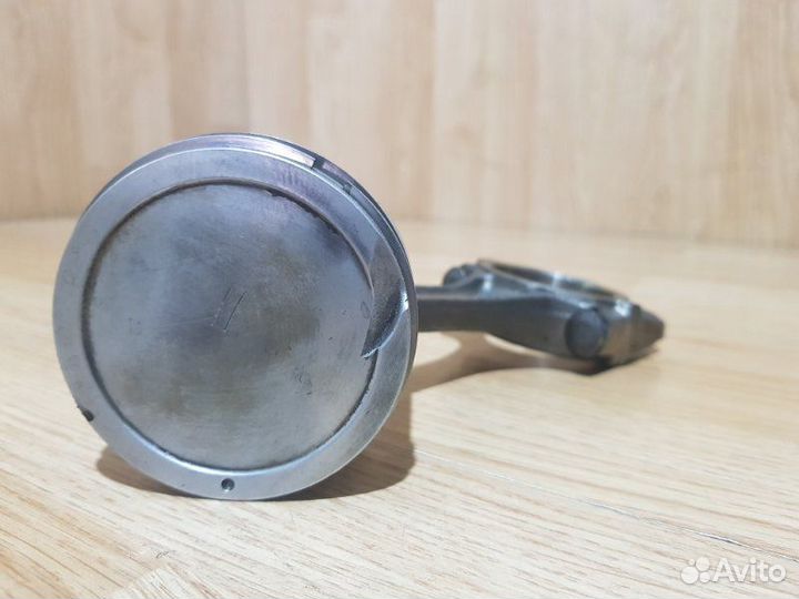 Поршень с шатуном Hyundai Accent LC G4EA 2000