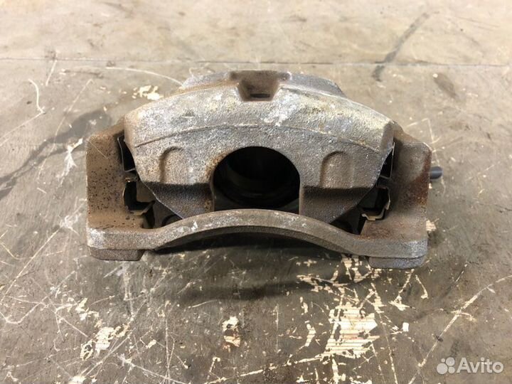 Суппорт Mazda Cx-5 KE 555