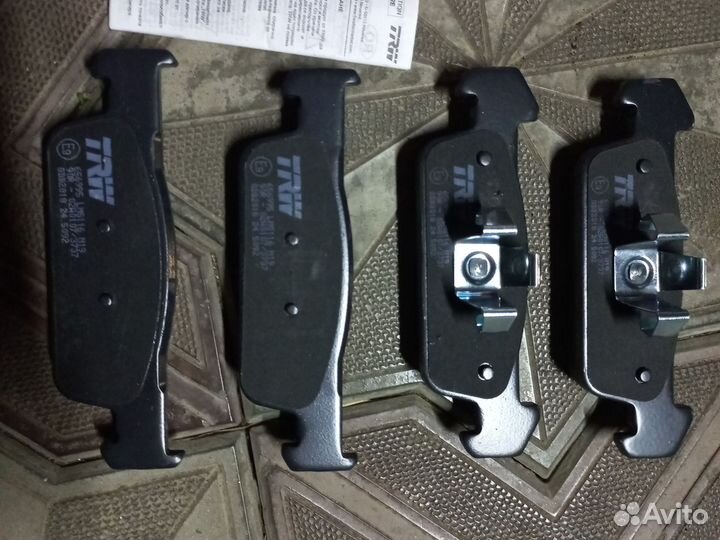 Тормозные колодки на renault logan TRW