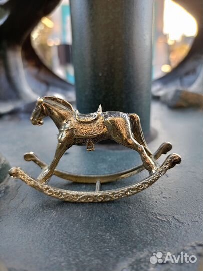 Аксессуар для дома лошадка каталог бронза